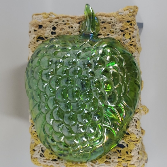 INDIANA CARNIVAL GLASS GREEN GRAPE SERVING BOWL - Picture 3 of 11